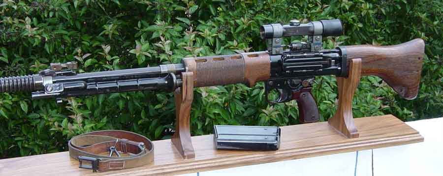 fg42_m3_01w.jpg